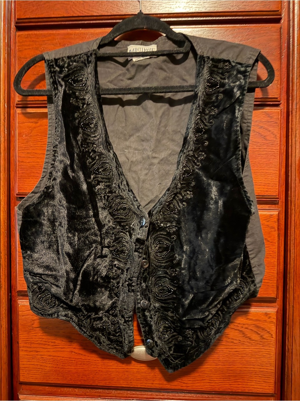 Minti Mode vintage Black Velvet Embroidered Vest